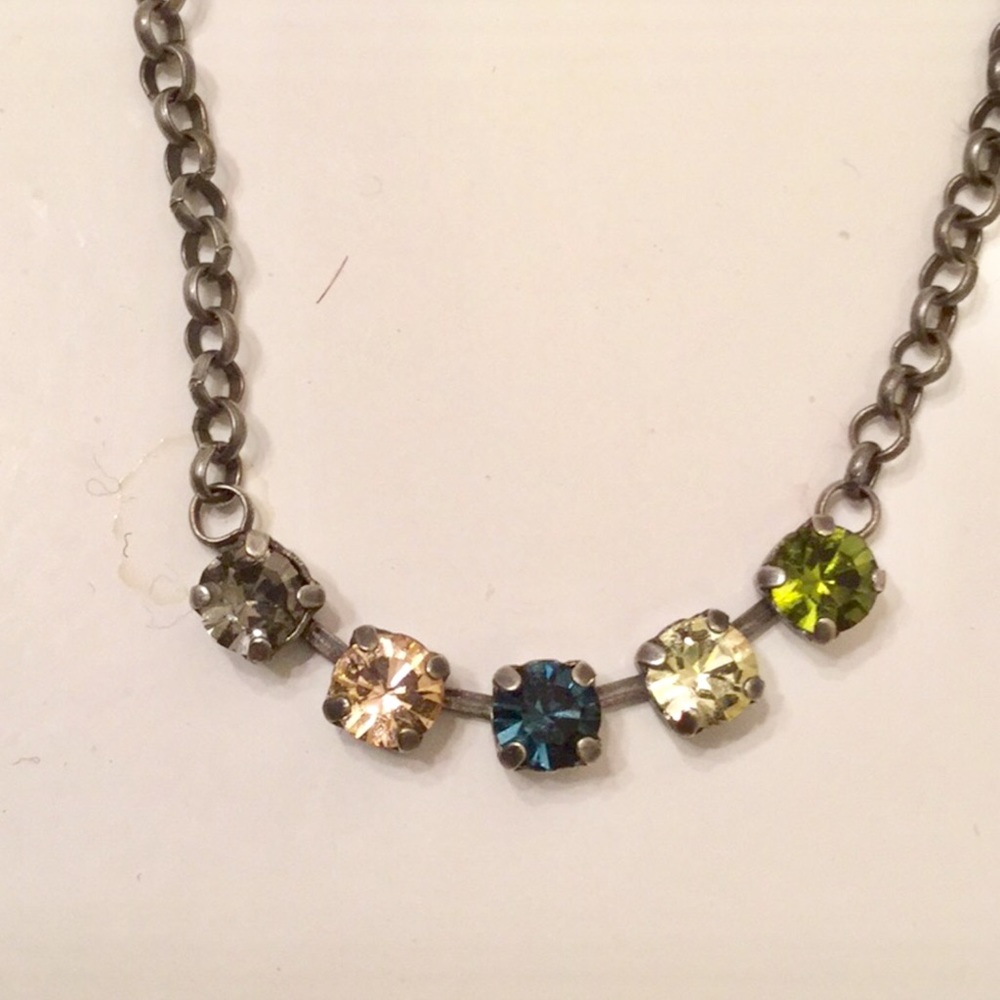 Beautiful crystal necklace ✨